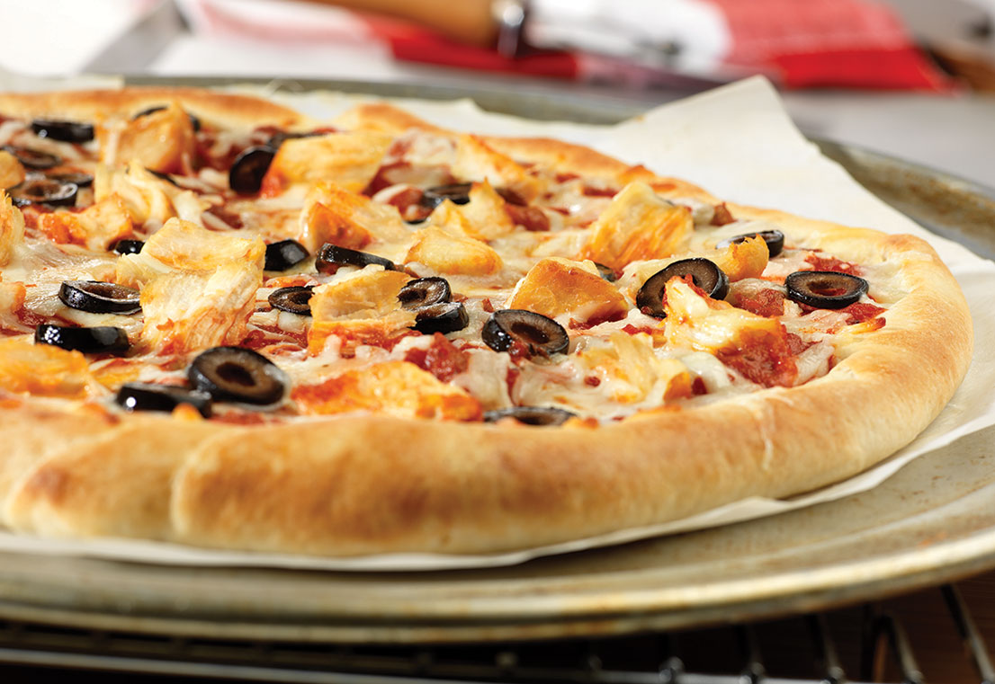 Image of prepared Cheesy Chicken Pizza