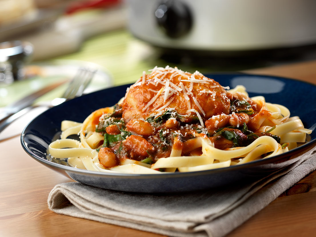 Image of prepared Slow Cooker Chicken with White Beans & Spinach recipe